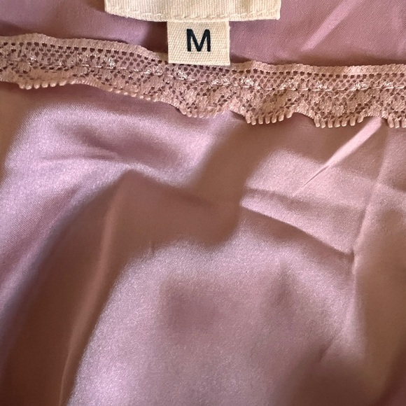 POL Pink lace Embellished Sleeveless Tank Top NWOT has small deodorant markings - Picture 4 of 7